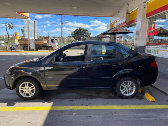 FORD FIESTA 1.6 MPI CLASS SEDAN 8V FLEX 4P MANUAL FORD FIESTA 1.6 MPI CLASS SEDAN 8V FLEX 4P MANUAL